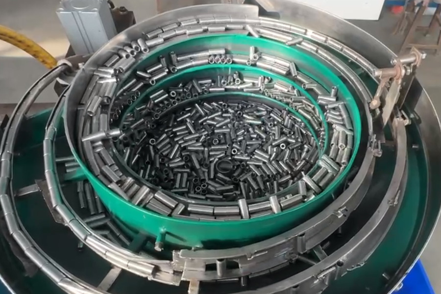Phụ tùng thiết bị chăn nuôi